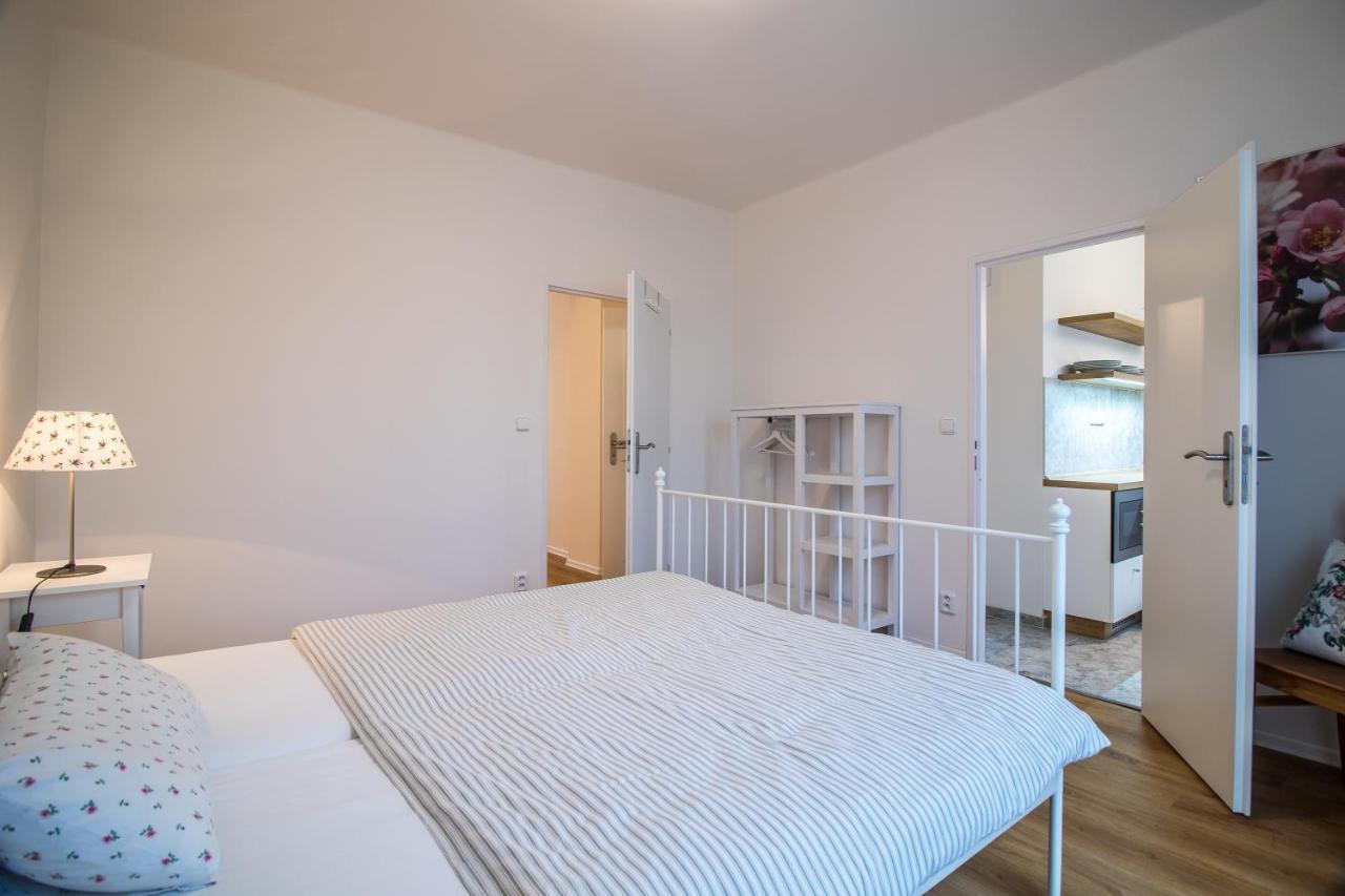 apartmán v bytovém domě Turnov Apartamento Exterior foto